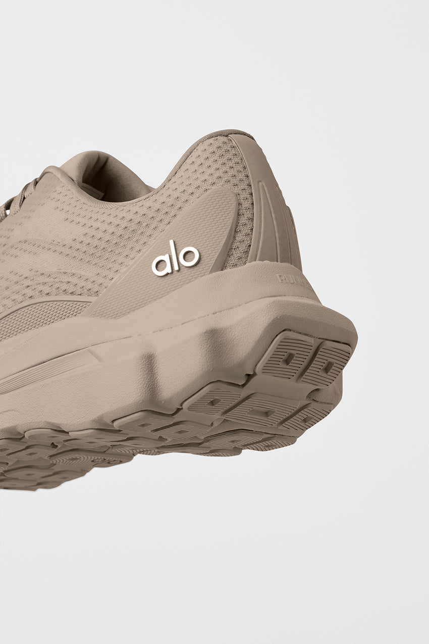 ALO Runner - White/White