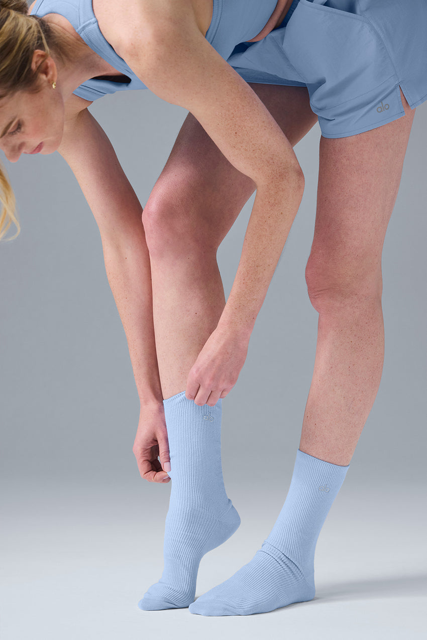 Unisex Half-Crew Understated Sock - White