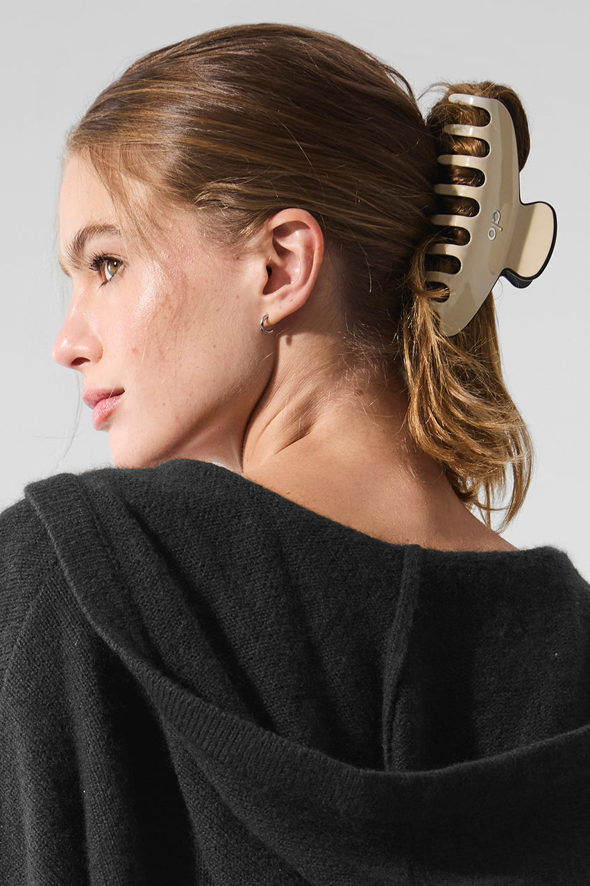 Outline Claw Clip - Black/White