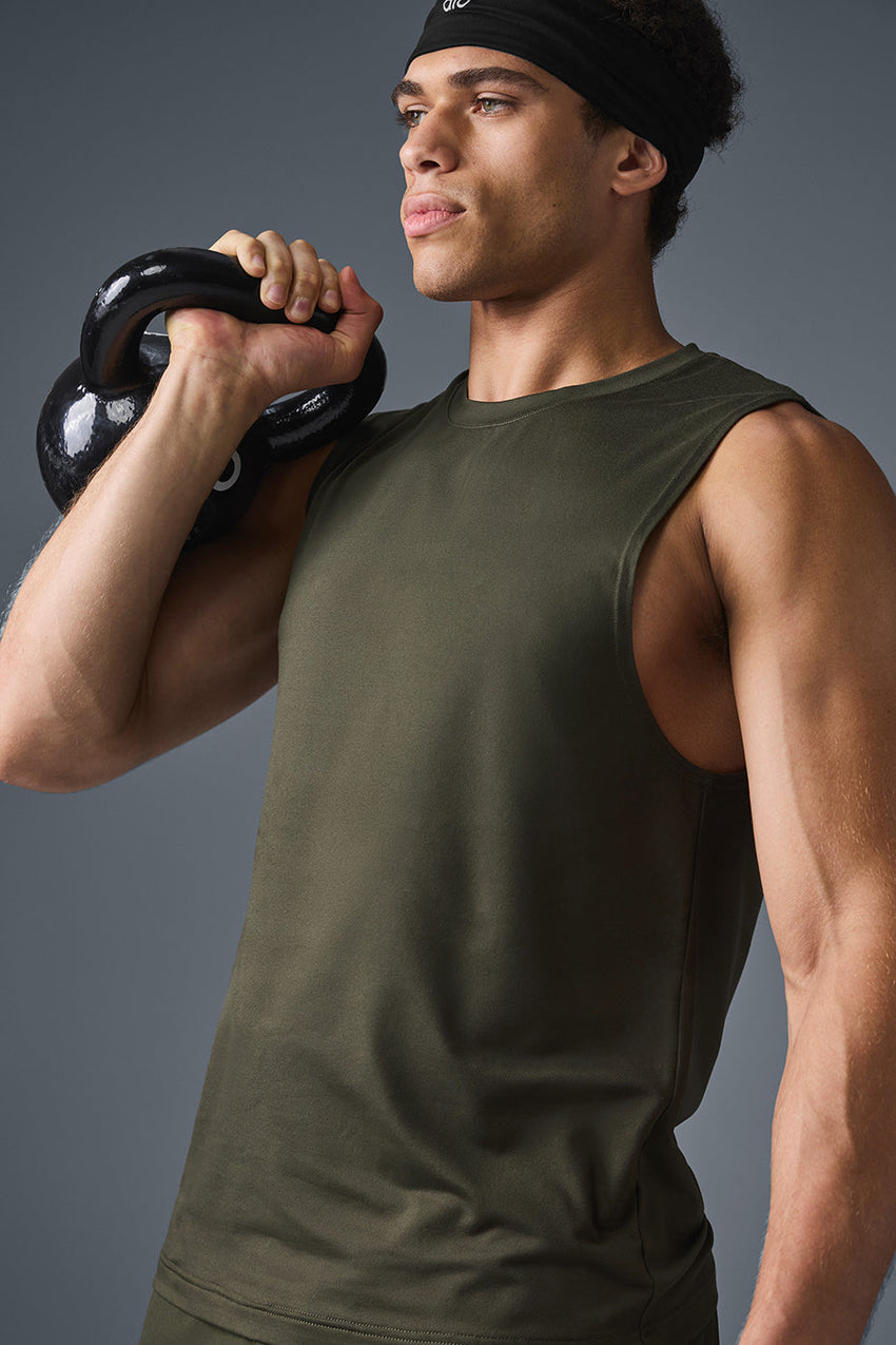 Conquer Muscle Tank - Black