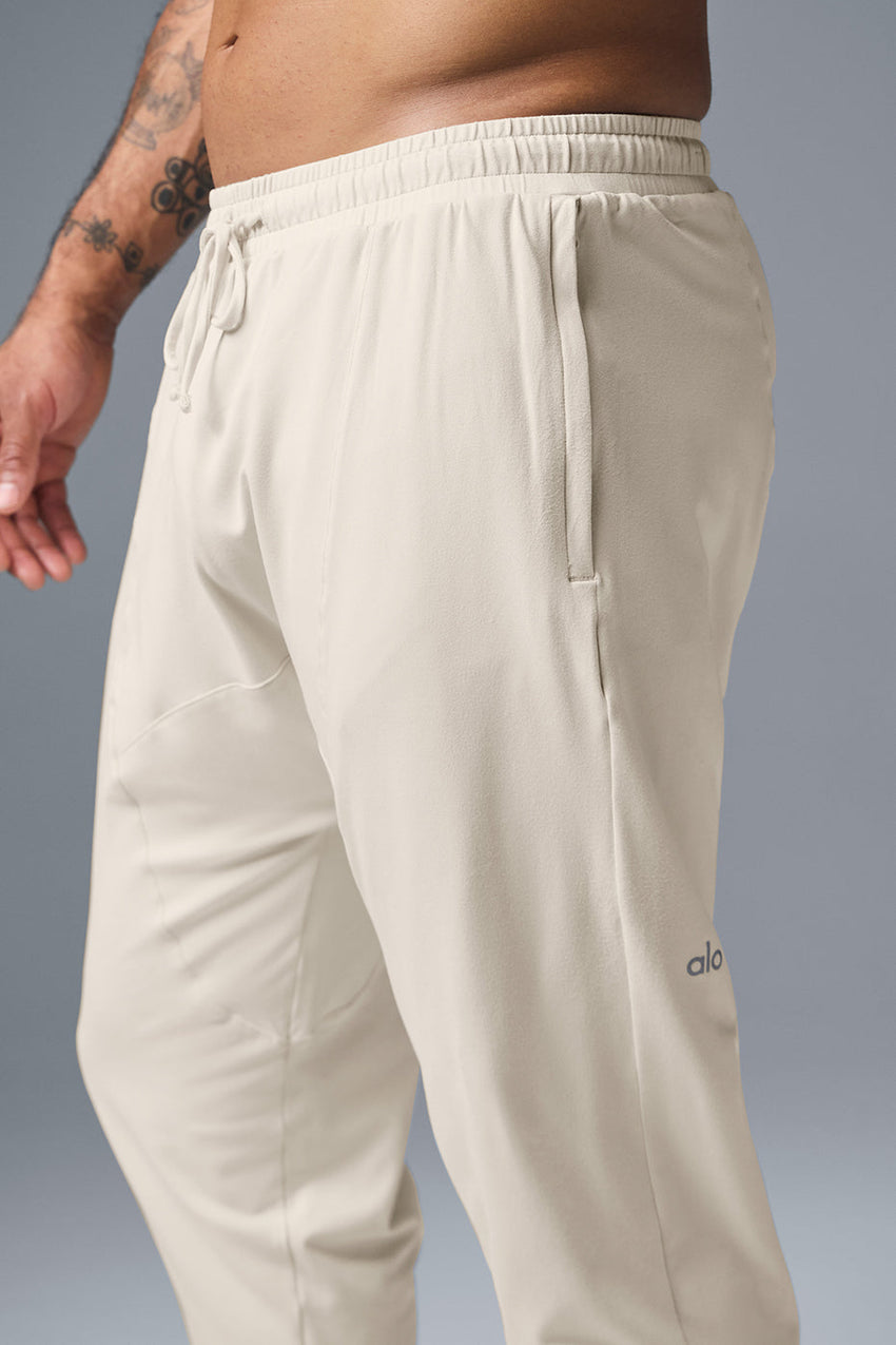 Conquer Revitalize Pant - Black