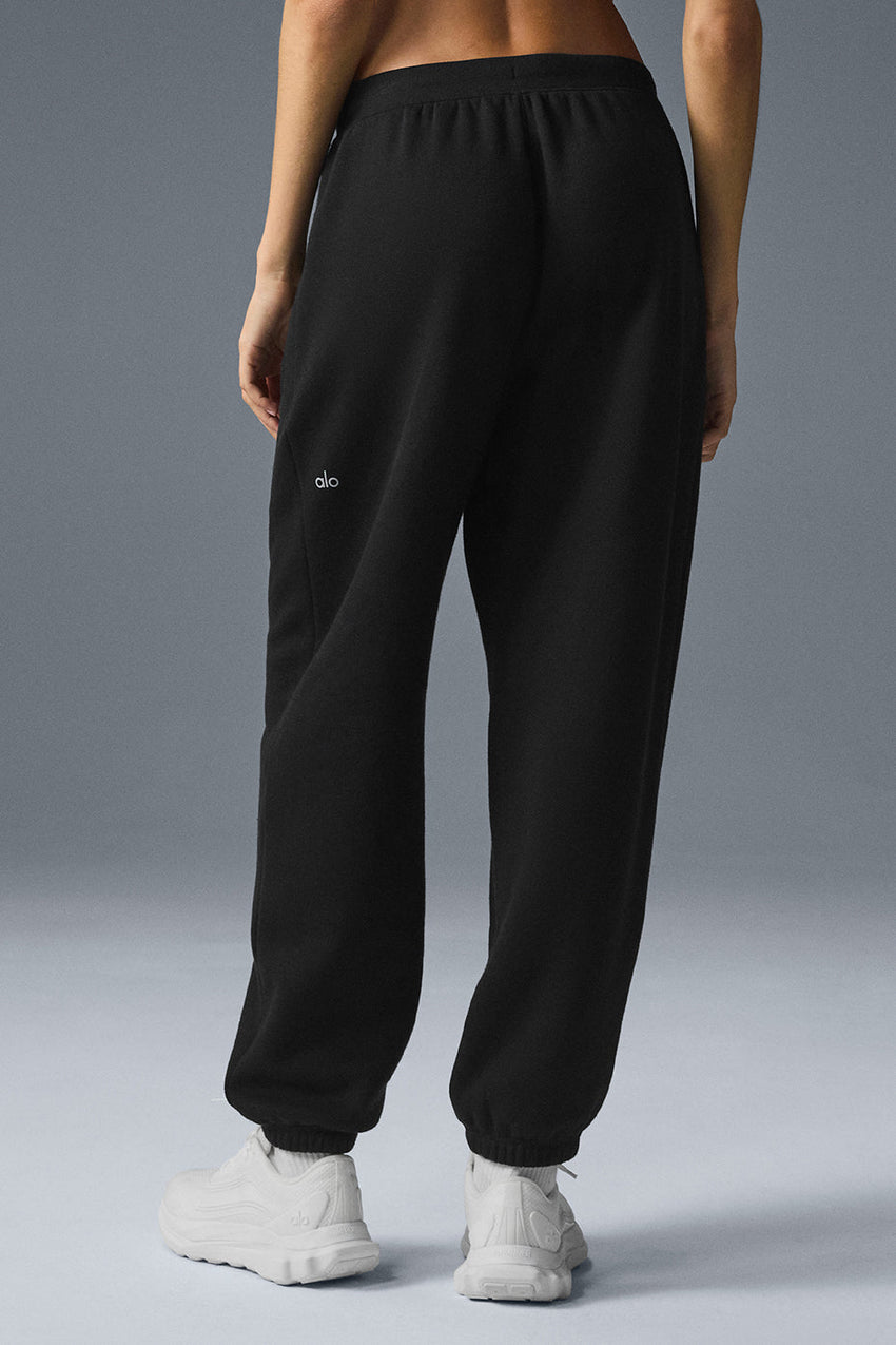 Triumph Restore Sweatpant - Black