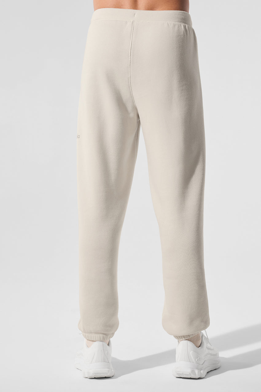 Triumph Restore Sweatpant - Black