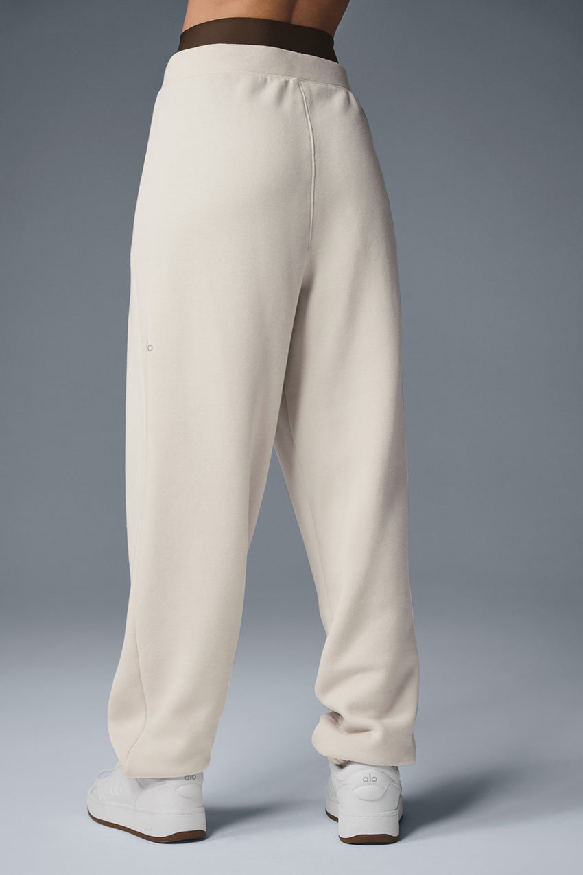 Triumph Restore Sweatpant - Black