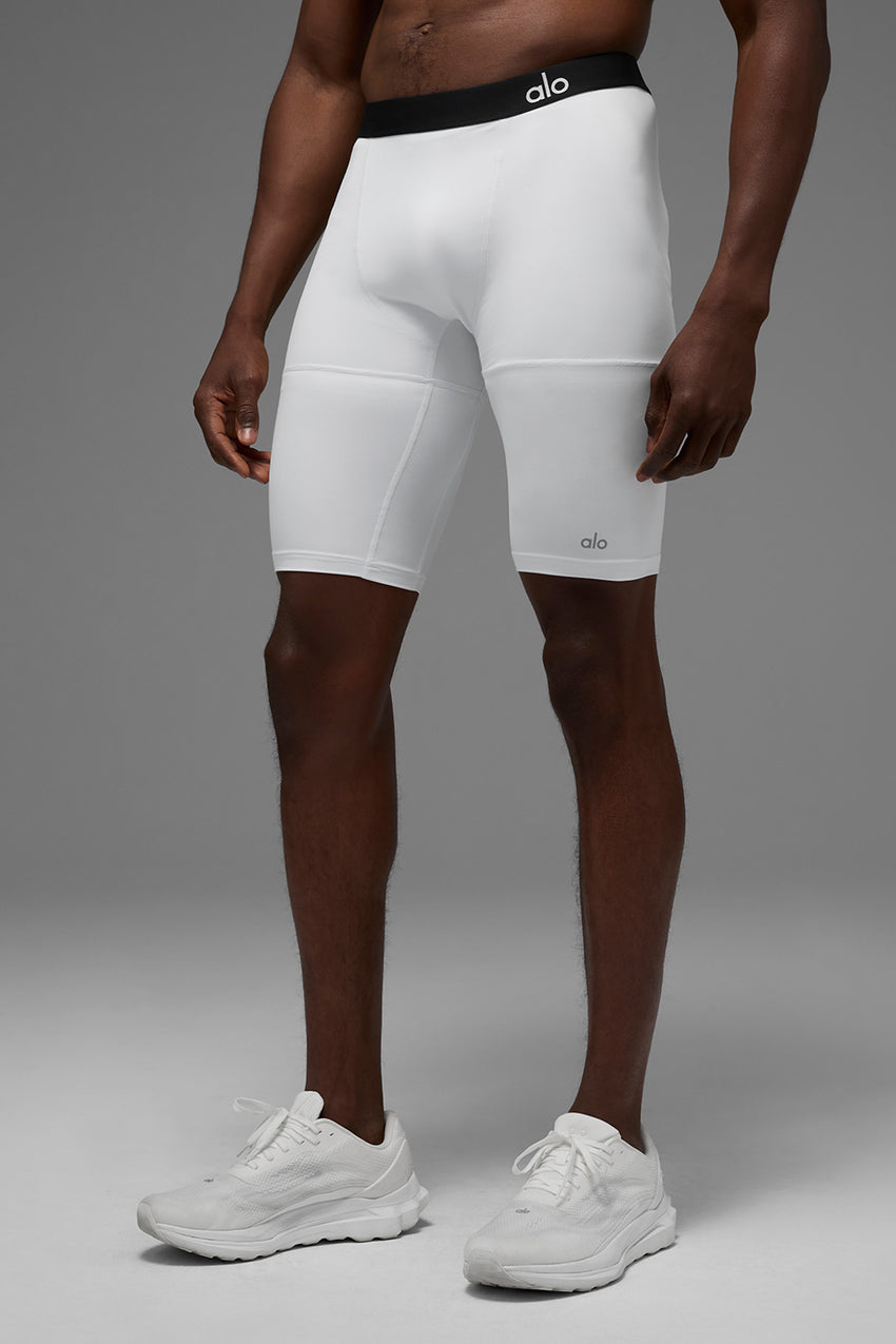 9" Flight Compression Short - Black