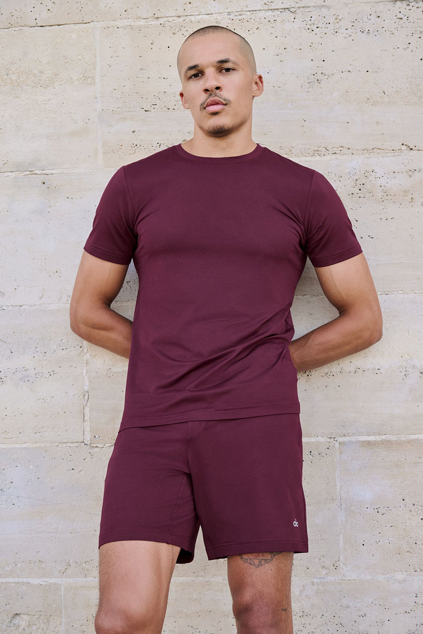 7" Conquer React Performance Short - Black