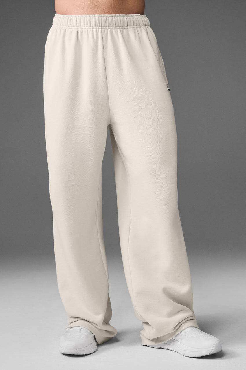 Accolade Straight Leg Sweatpant - Black