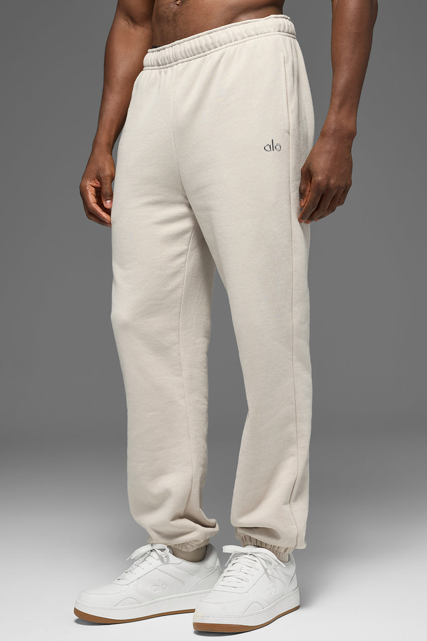 Accolade Sweatpant - Black