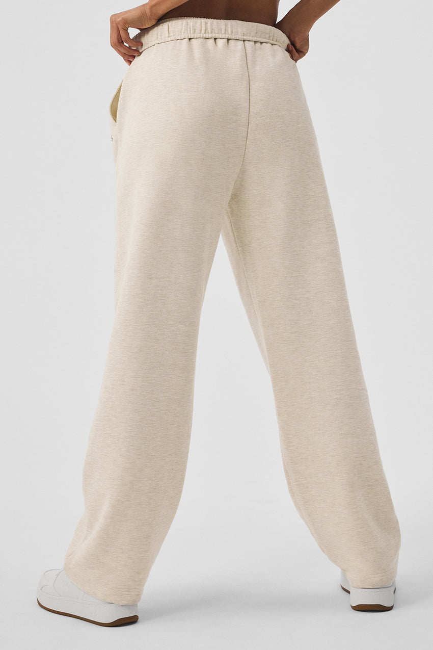 Accolade Straight Leg Sweatpant - Black