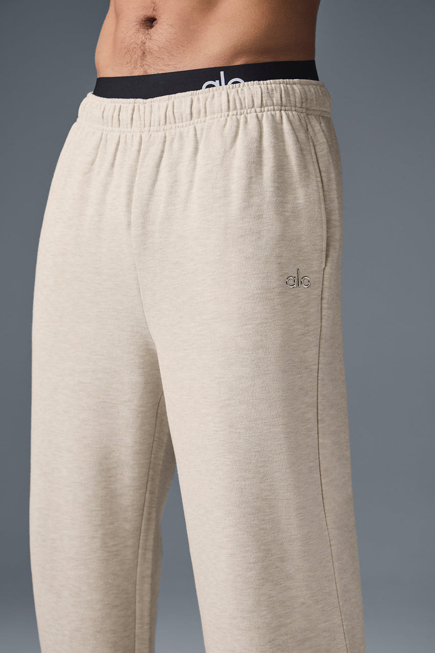Accolade Straight Leg Sweatpant - Black