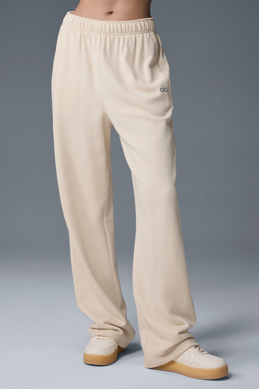 Accolade Straight Leg Sweatpant - Black