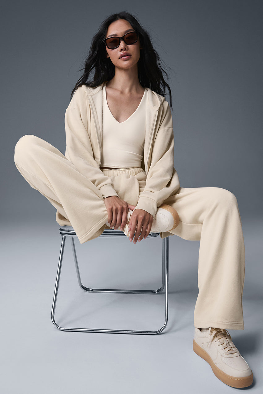 Accolade Straight Leg Sweatpant - Black