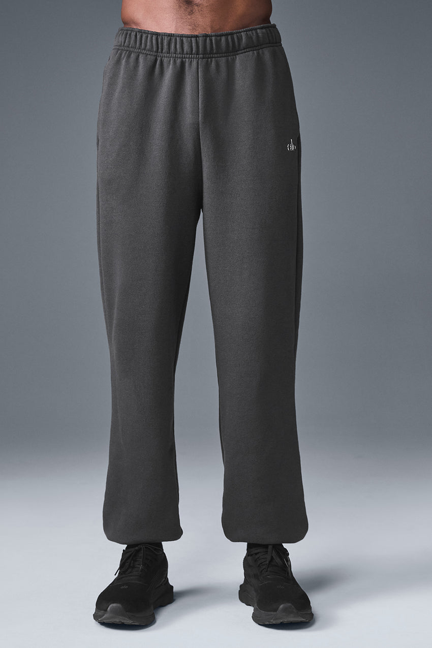 Accolade Sweatpant - Black