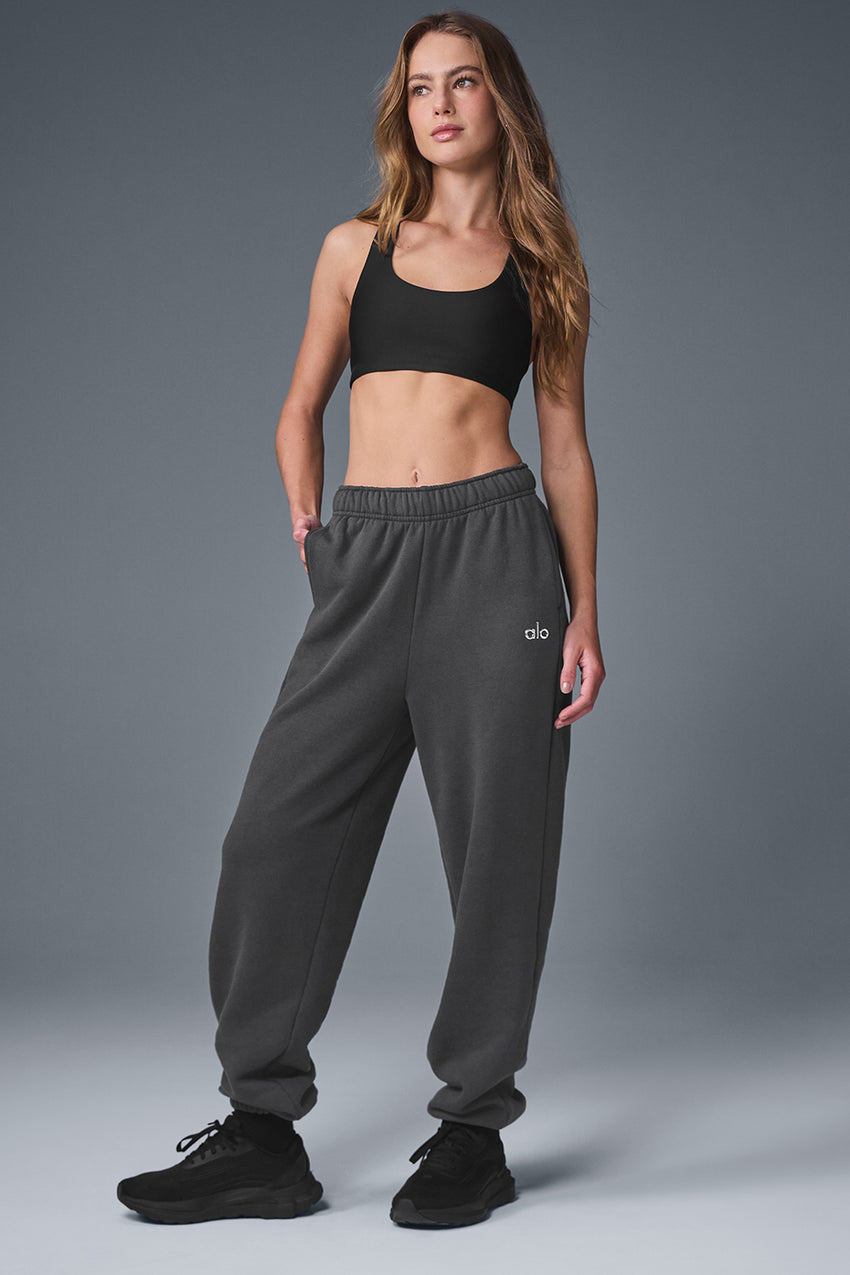 Accolade Sweatpant - Black