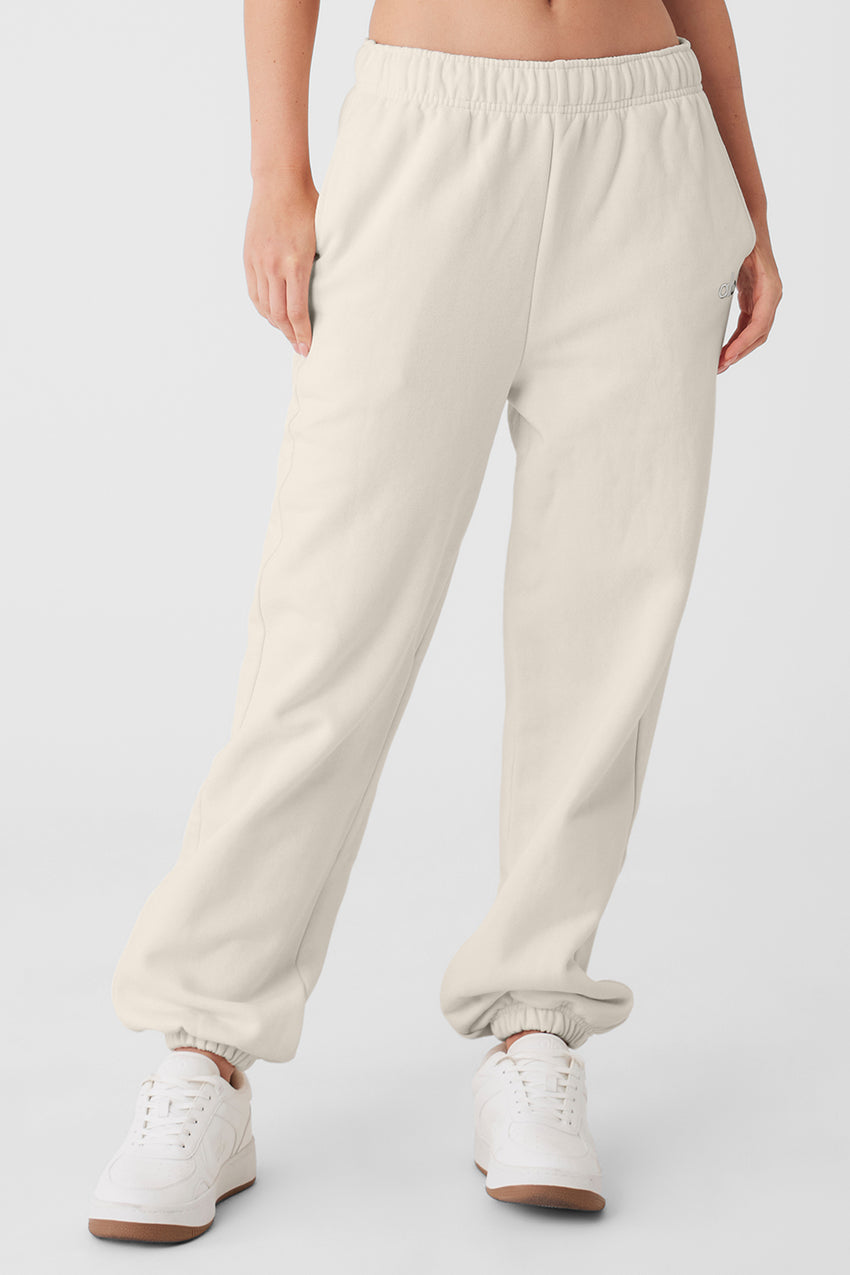 Accolade Sweatpant - Black