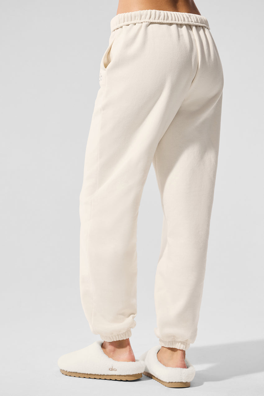 Accolade Sweatpant - Black