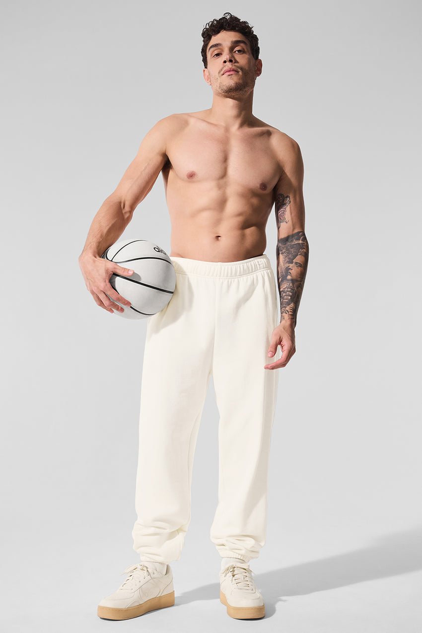 Accolade Sweatpant - Black