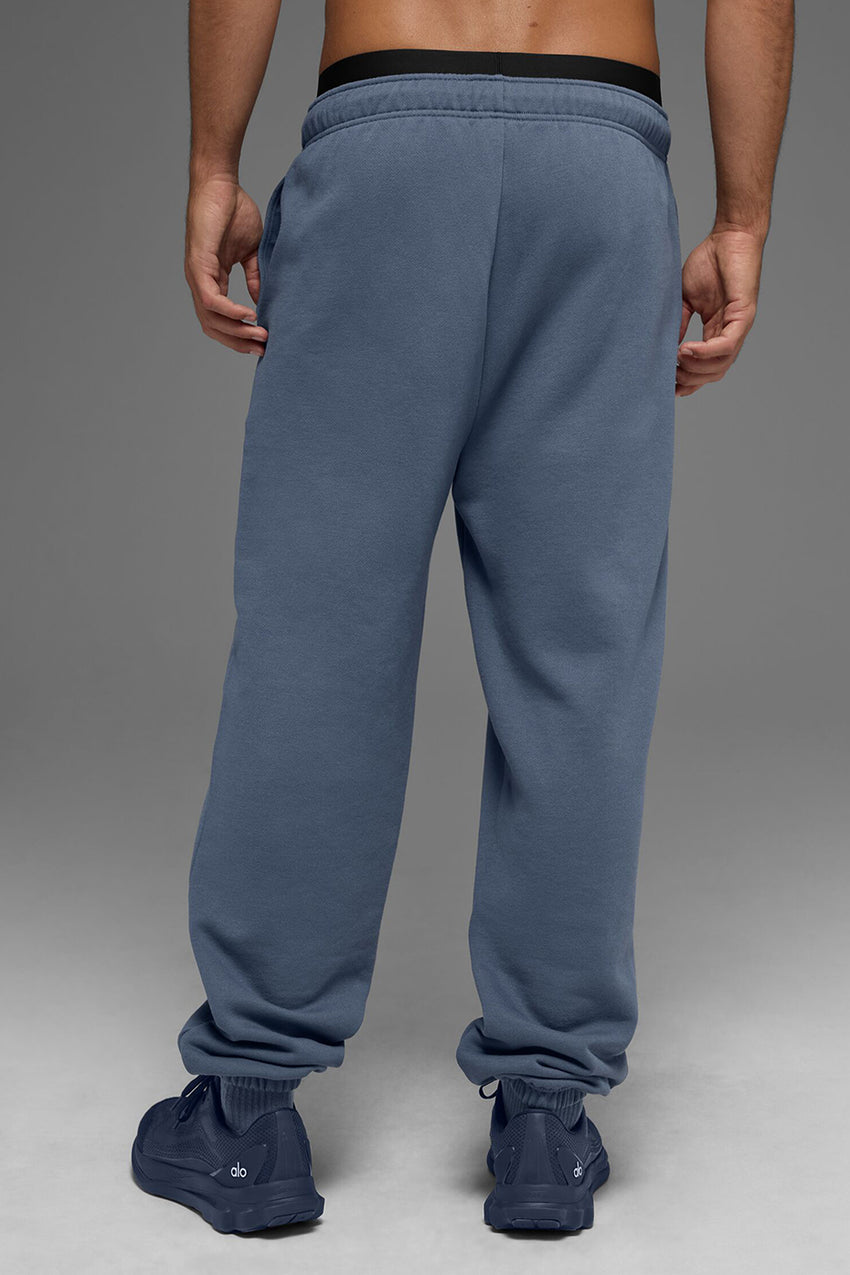 Accolade Sweatpant - Black