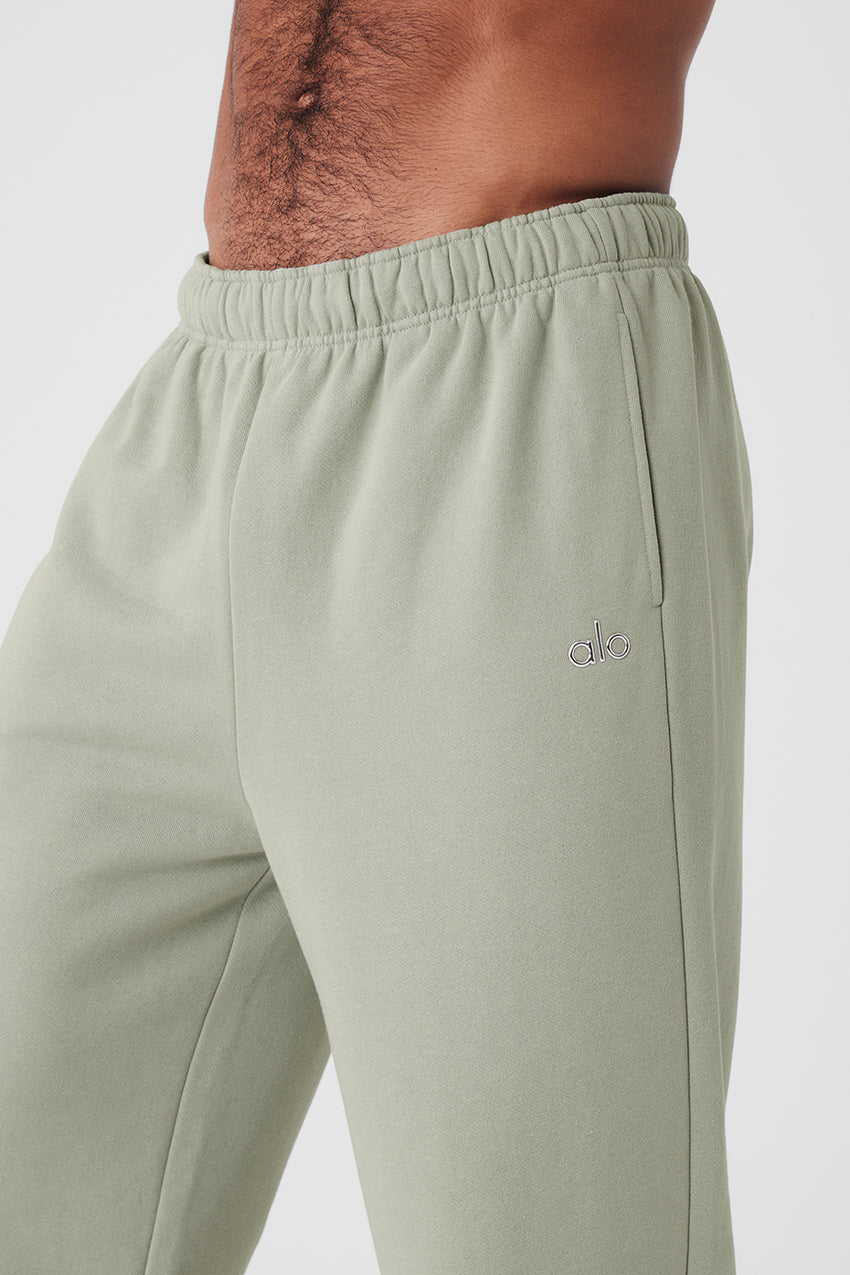 Accolade Sweatpant - Black