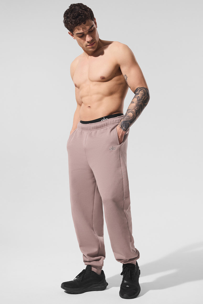 Accolade Sweatpant - Black