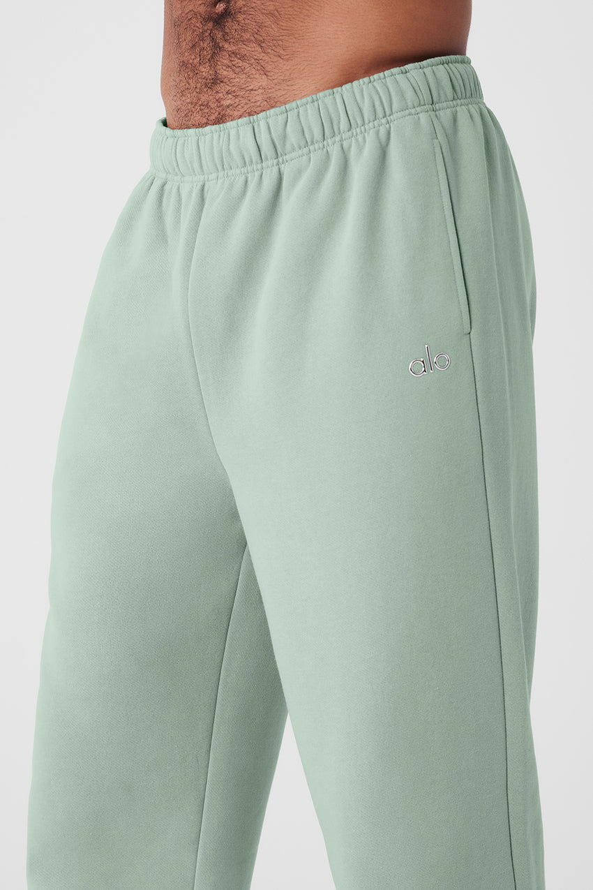 Accolade Sweatpant - Black
