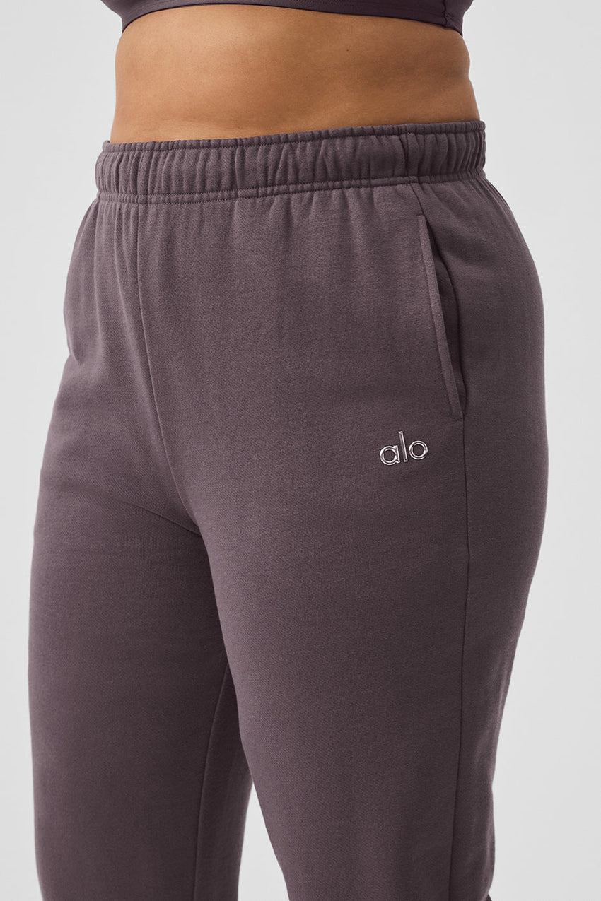 Accolade Sweatpant - Black