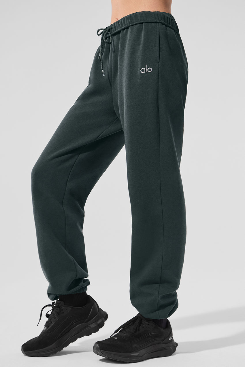Accolade Sweatpant - Black