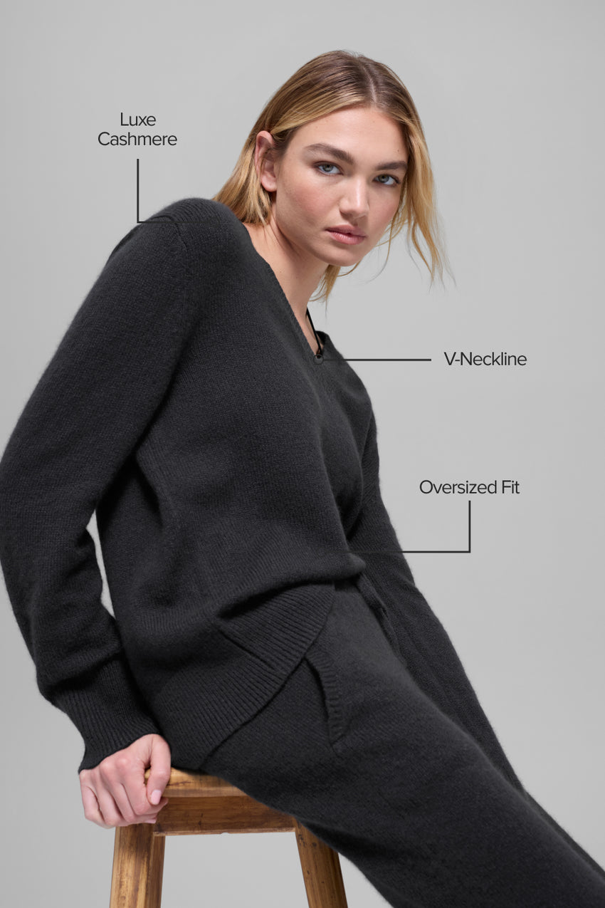 Cashmere New Class Oversized V-Neck Sweater - Ivory