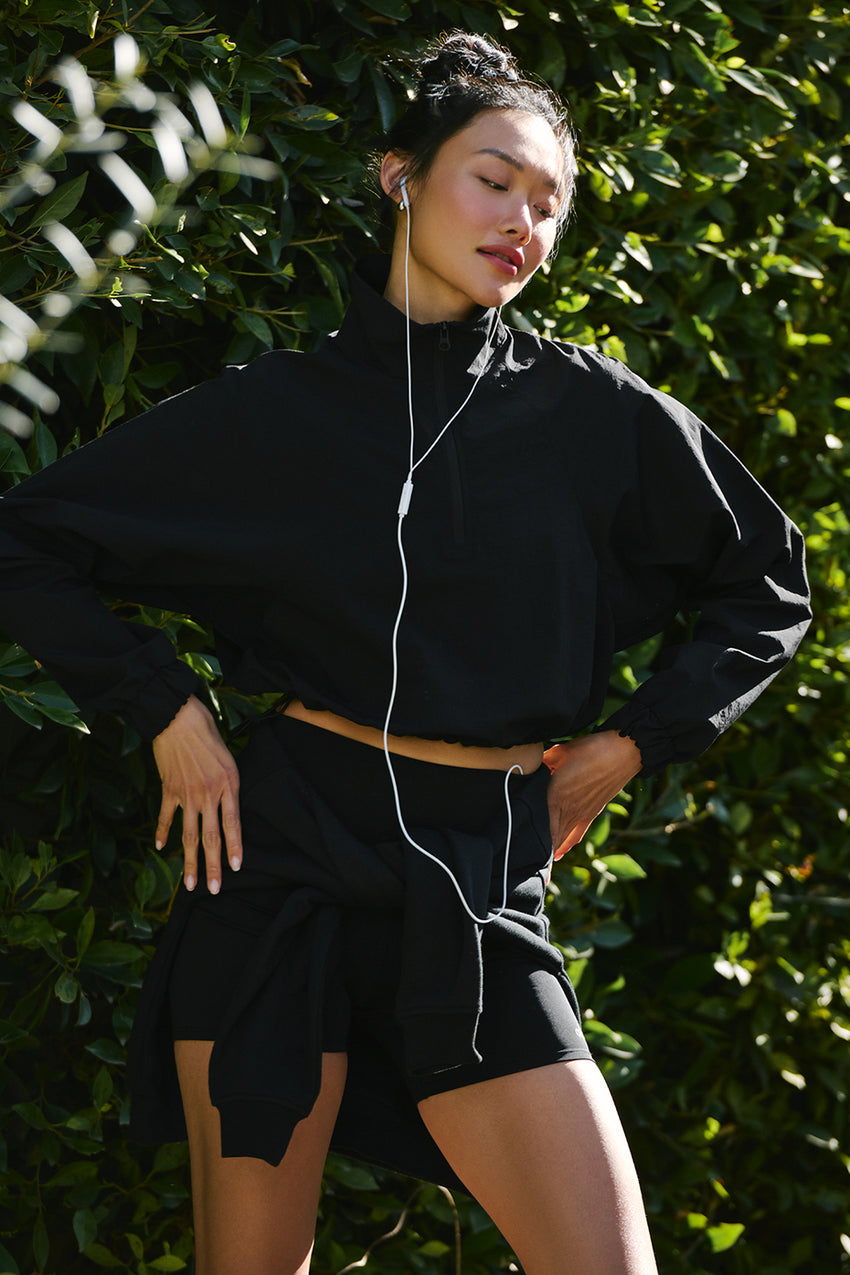 Cropped 1/4 Zip Alumni Pullover - Black