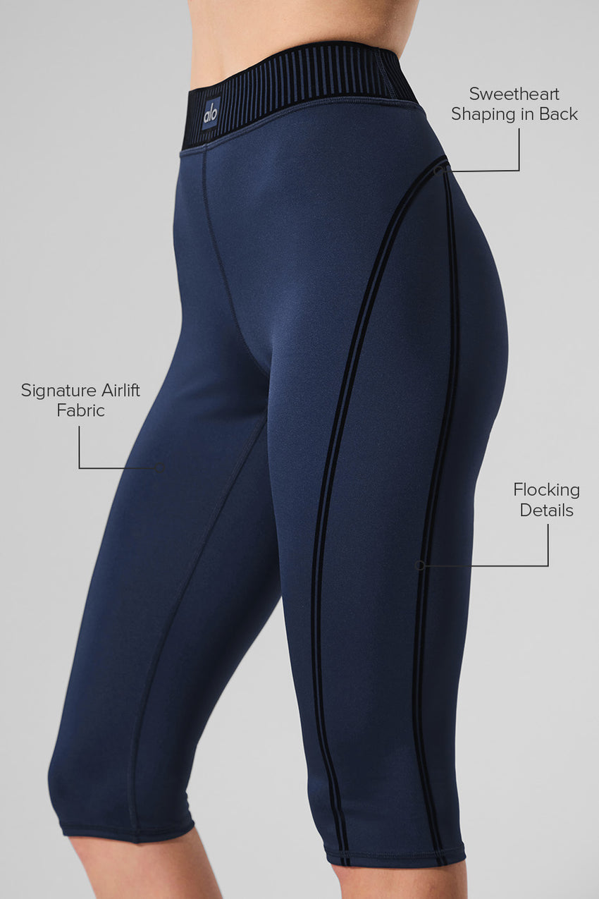 Airlift High-Waist Line Up Capri - Black