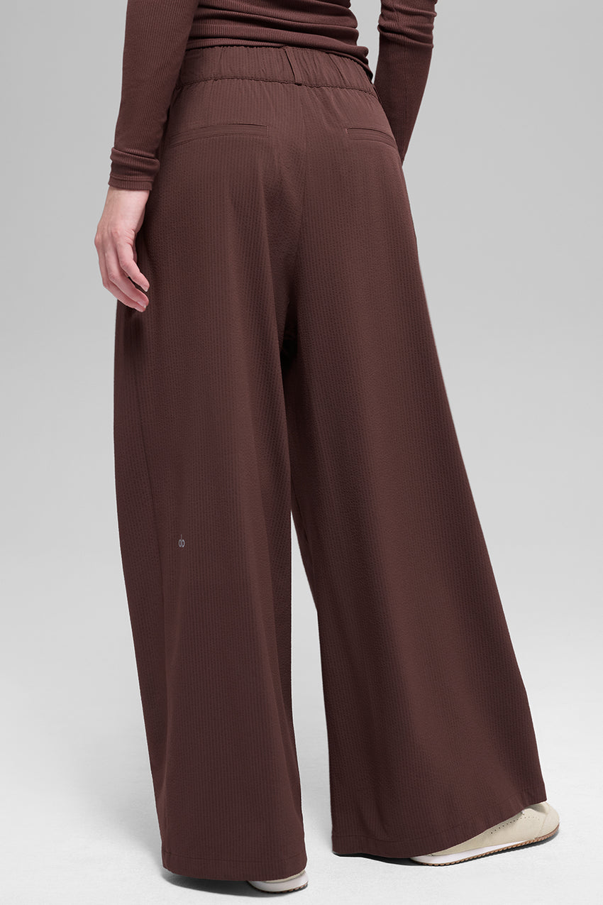 High-Waist Dreamscape Trouser (Short) - Black