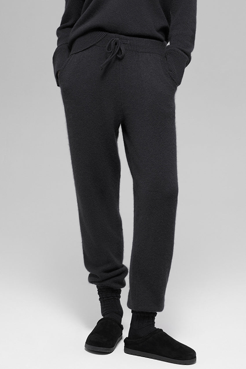 Cashmere High-Waist New Class Jogger - Black